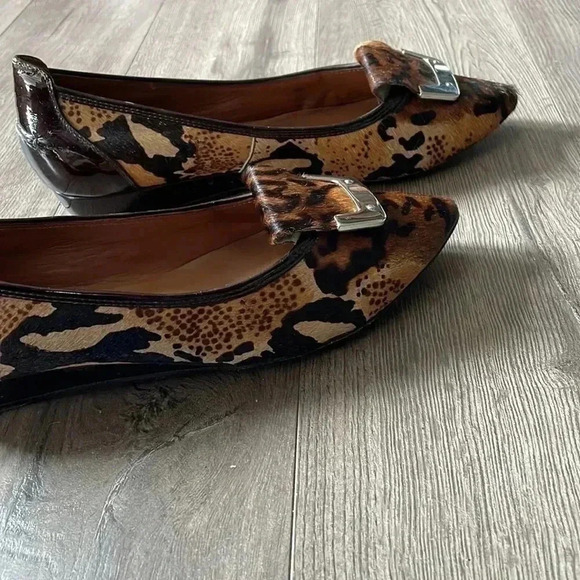 Donald Pliner NILA Calf Hair Animal  Print Patent Leather Low Wedge Size 10- EUC - Picture 4 of 10